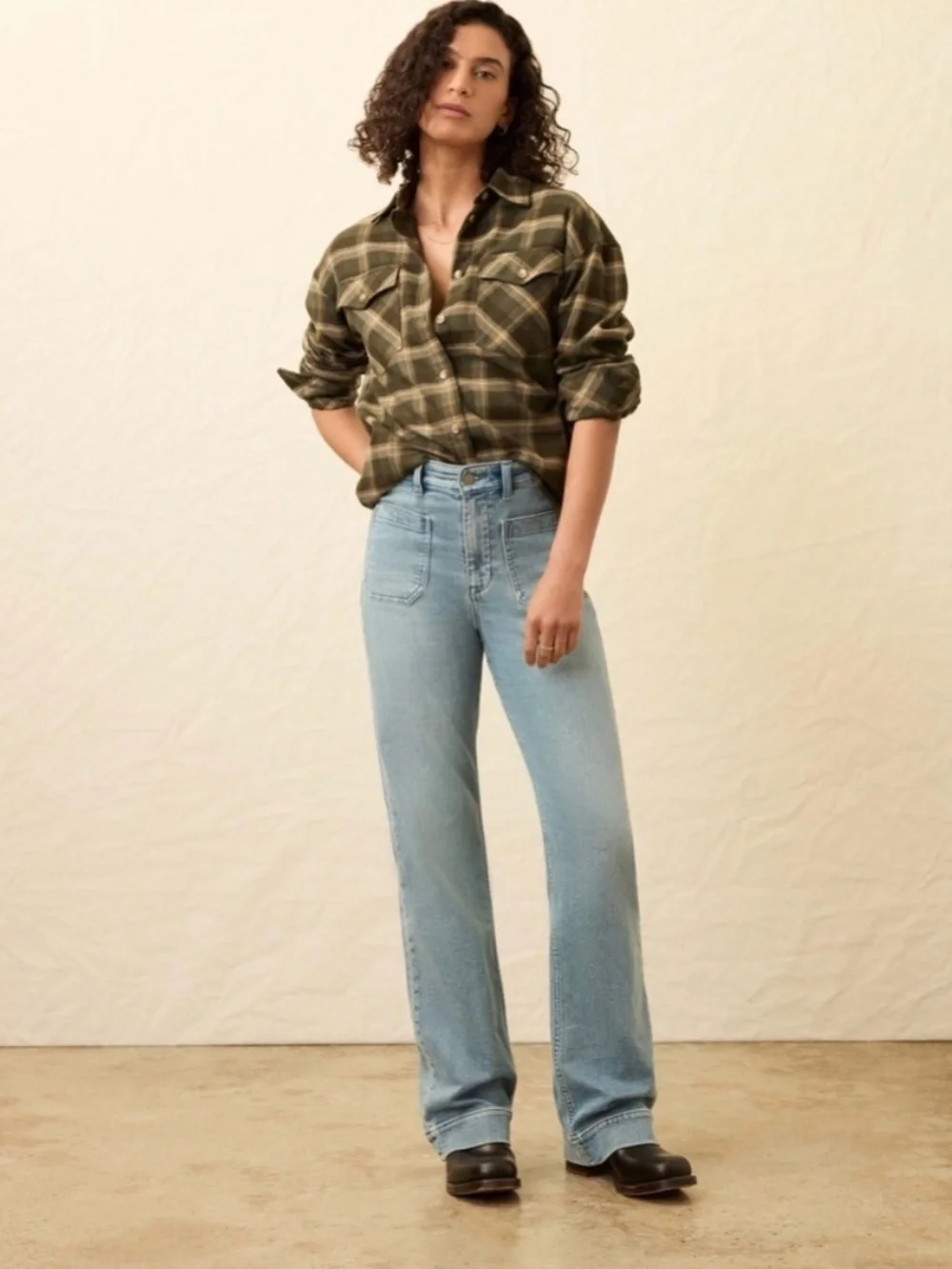 Faherty Stretch Terry Patch Pocket High Rise Light Wash Flare Jeans NWOT Sz 25